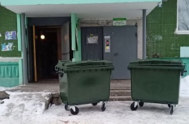 Новые контейнеры для мусора по адресу ул. Целинная, 29